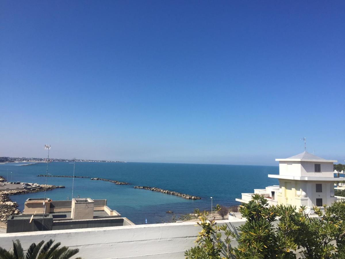 La Mia Terrazza Sul Mare - Mared'Amare Apartment Bari Bagian luar foto