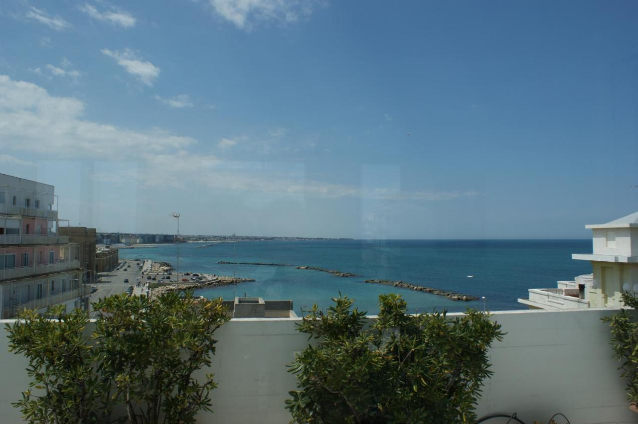 La Mia Terrazza Sul Mare - Mared'Amare Apartment Bari Bagian luar foto