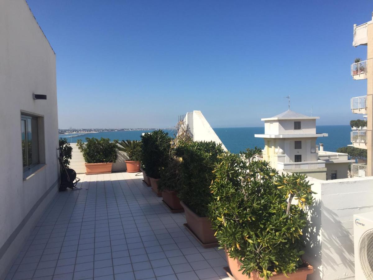 La Mia Terrazza Sul Mare - Mared'Amare Apartment Bari Bagian luar foto